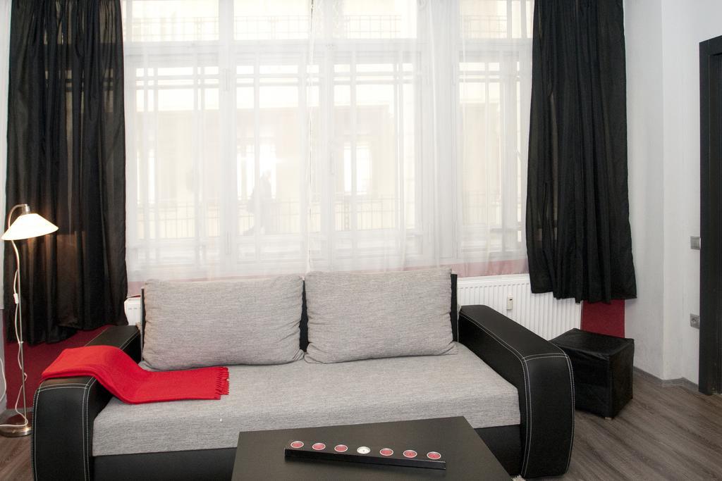 Diana Apartment On Vaci Utca 부다페스트 객실 사진